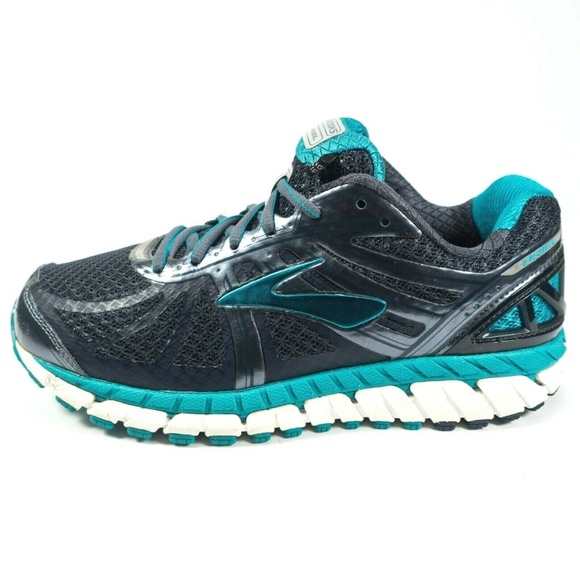 brooks ariel 16 size 9